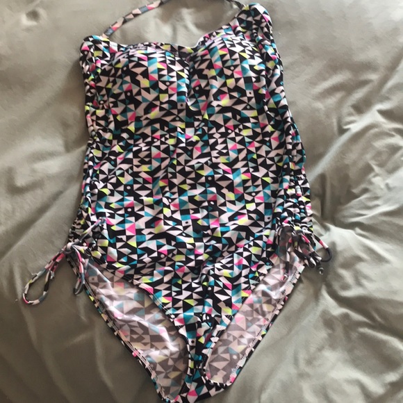 2/$15 Didi Beachwear Geometric 90s Style One Piece Bathing Suit, Size 12 - Picture 3 of 13